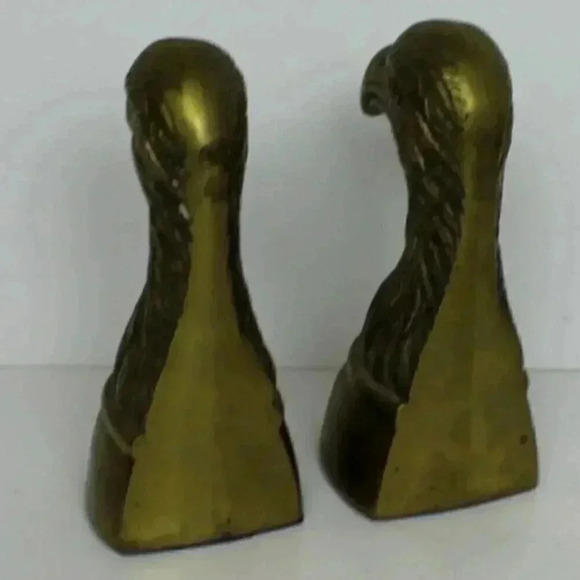 Vintage Bronze Eagle Head Bookends Made in Korea 6.5" Tall - Picture 2 of 2